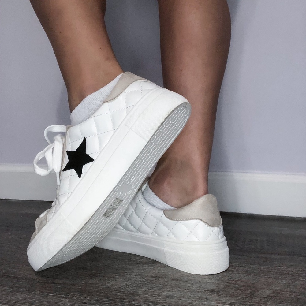 White Star Sneakers (NWT)